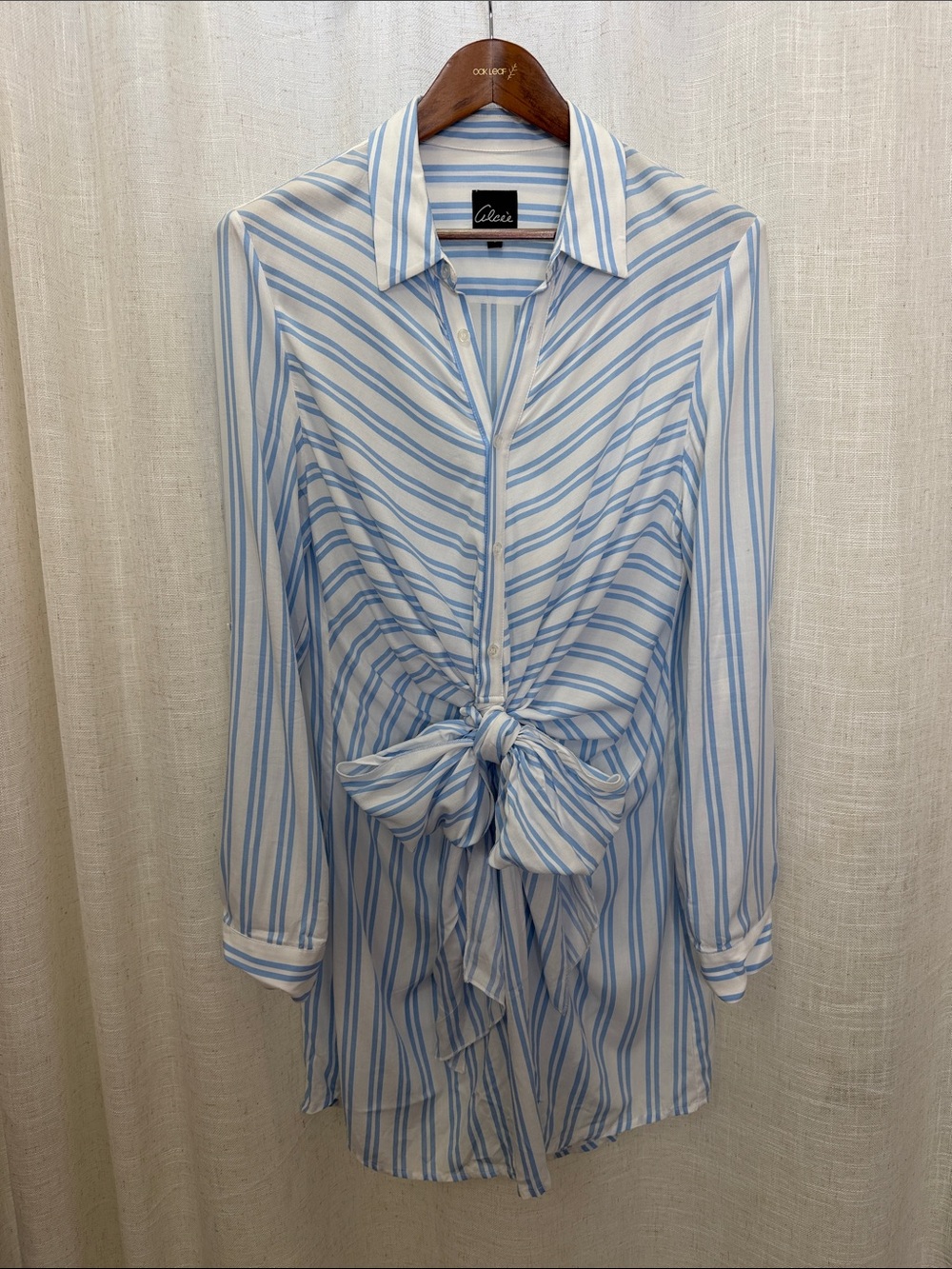 Alcee’ Blue & White Button Down Front Long Sleeve Collared Dress Size Large